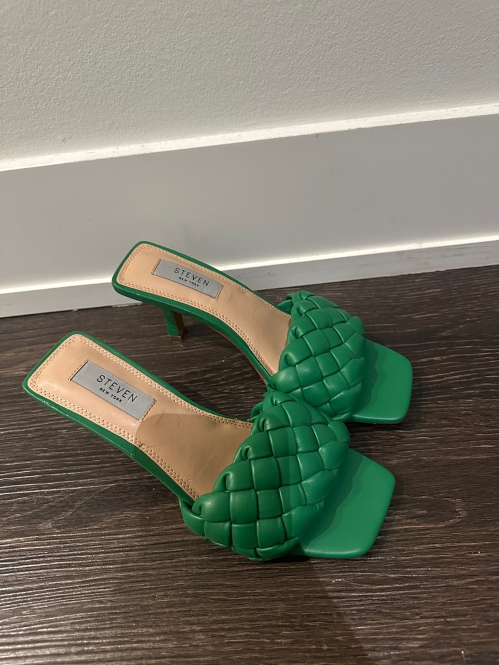 Steven New York Green Kitten Heels